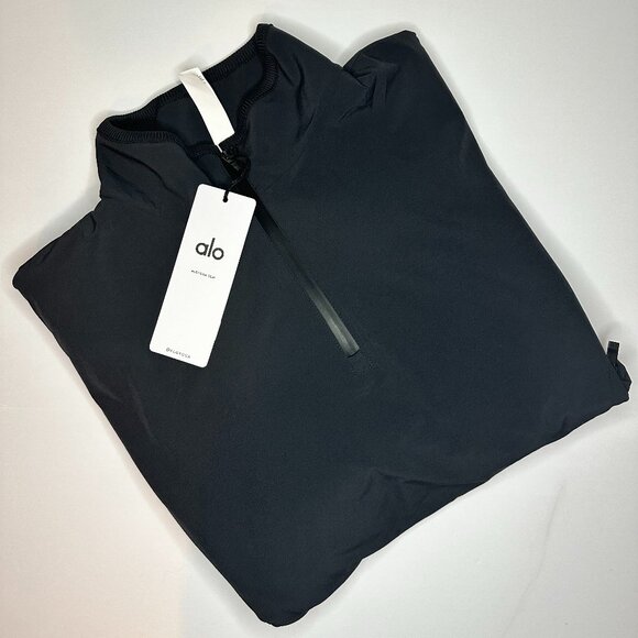 ALO | CROPPED ELEVATION COVER UP - Picture 3 of 4